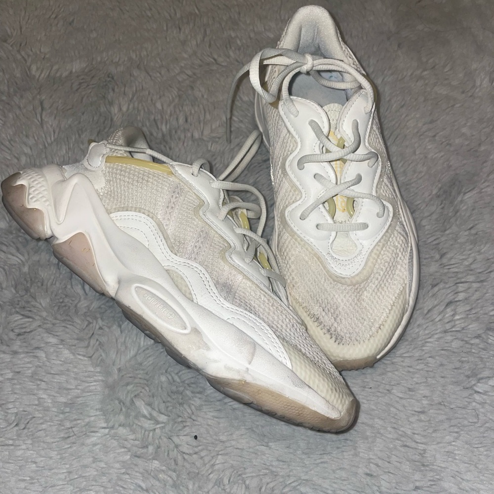 Adidas Ozweego Casual Sneakers